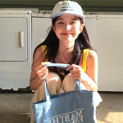 春色无遮入眼廉